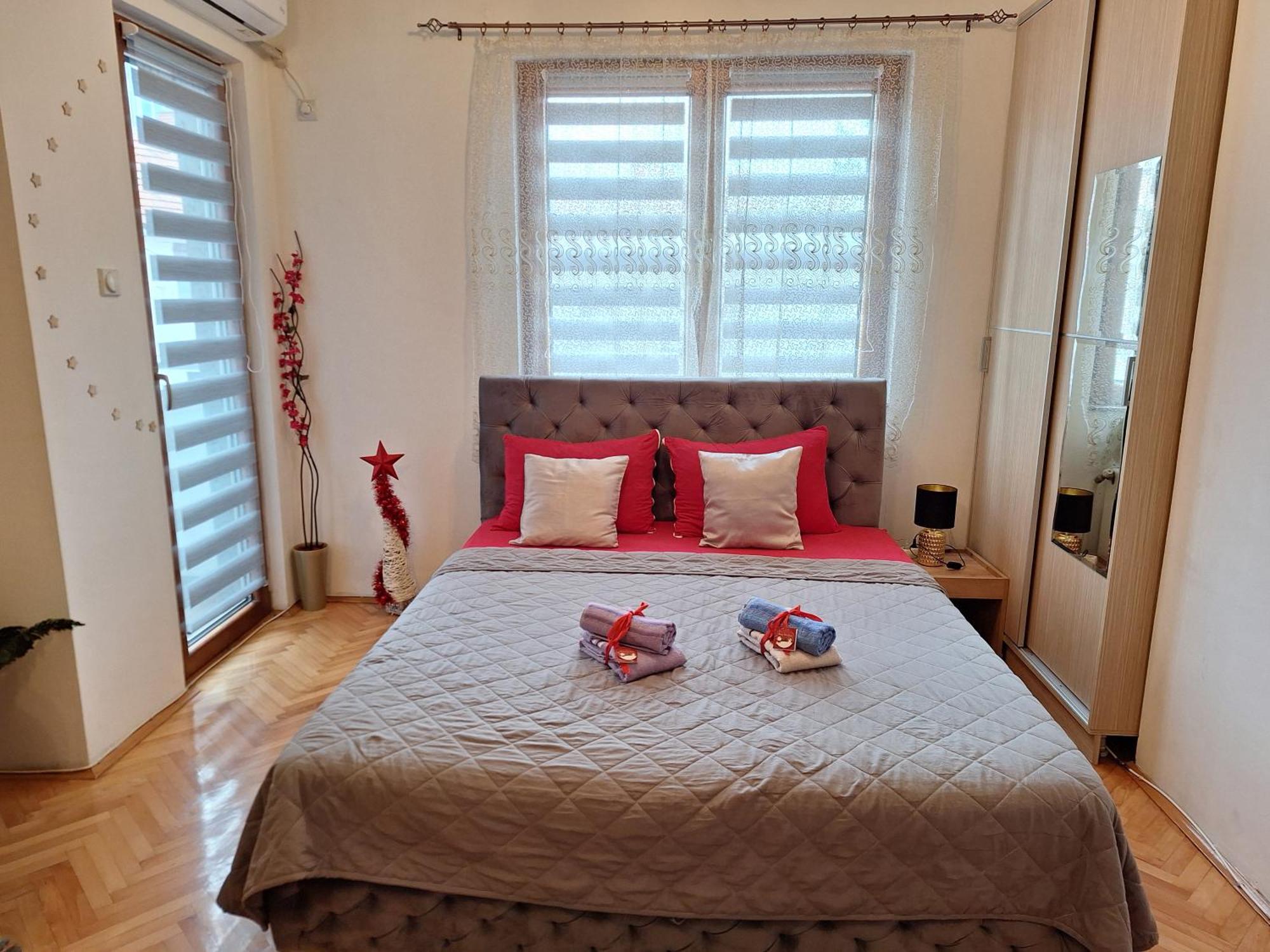 Luka Lux Apartment นิส ภายนอก รูปภาพ
